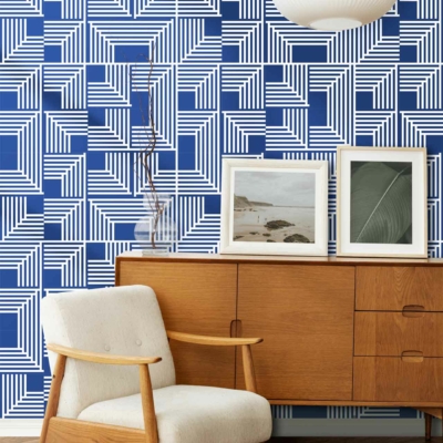 The wallpaper features a blue and white geometric pattern.