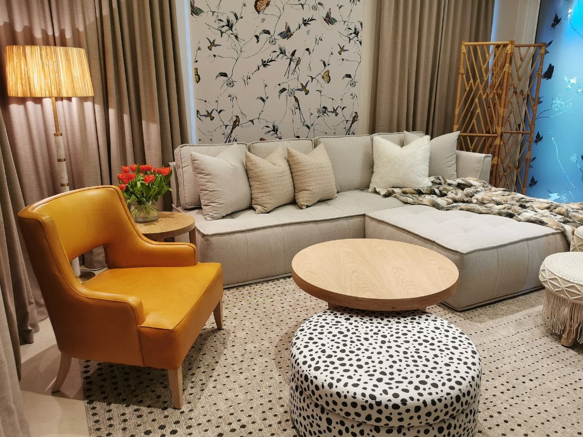 Gorgeous living room wall designs