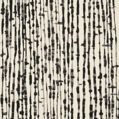 Wallpaper with vertical black lines on a white background, featuring varied thickness and brushstroke textures. Elements include bold contrasts, dynamic black lines, and tree bark-like patterns. Colors: black and white.