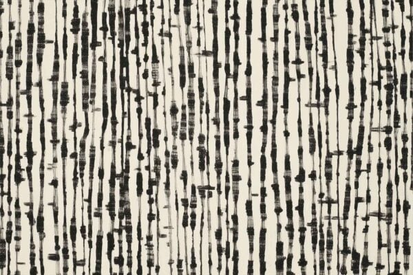 Wallpaper with vertical black lines on a white background, featuring varied thickness and brushstroke textures. Elements include bold contrasts, dynamic black lines, and tree bark-like patterns. Colors: black and white.
